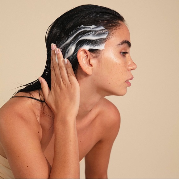 OUAI Fine to Medium Hair Treatment Masque - Picture 2 of 8